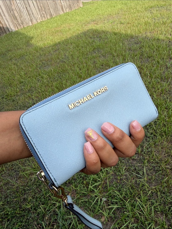 Michael Kors Handbags - Michael Kors Light Gray Saffiano Wristlet Wallet with Gold Logo